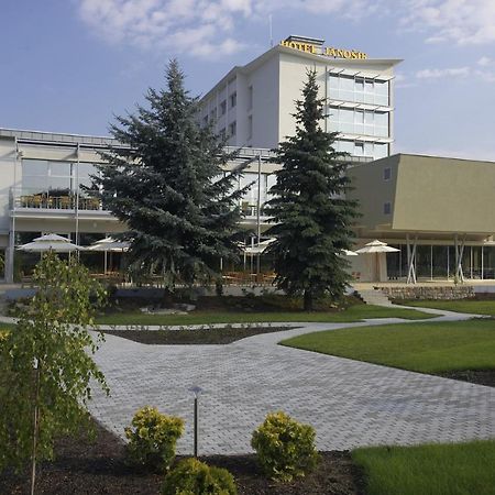 Hotel Janosik Liptovský Mikuláš Eksteriør billede
